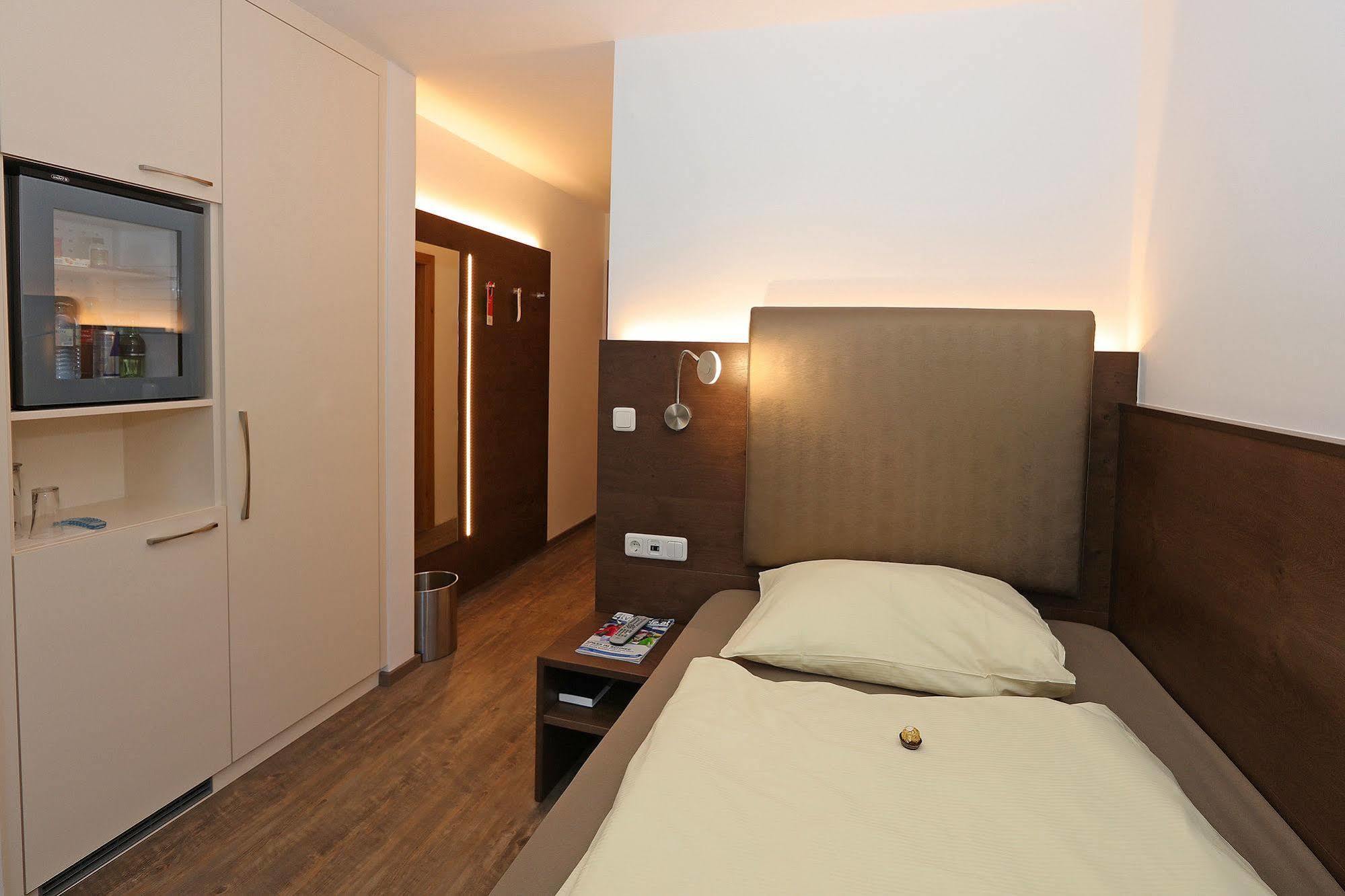 Der Kaiserhof Ried Ried im Innkreis Extérieur photo